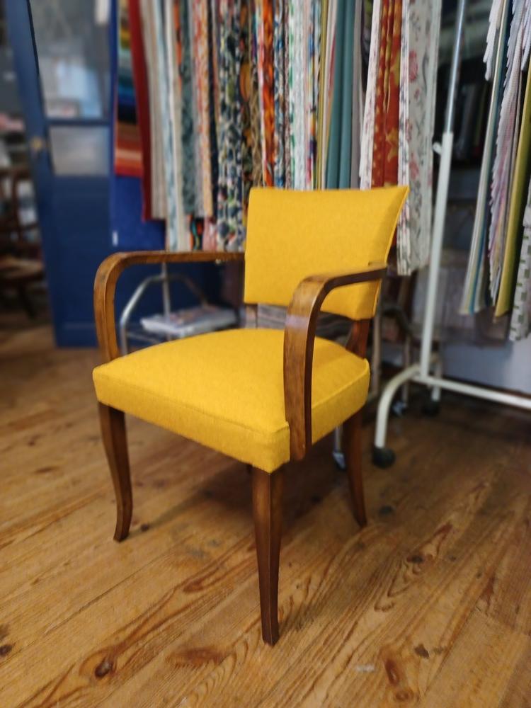 Restauration complète d'une paire de fauteuils 