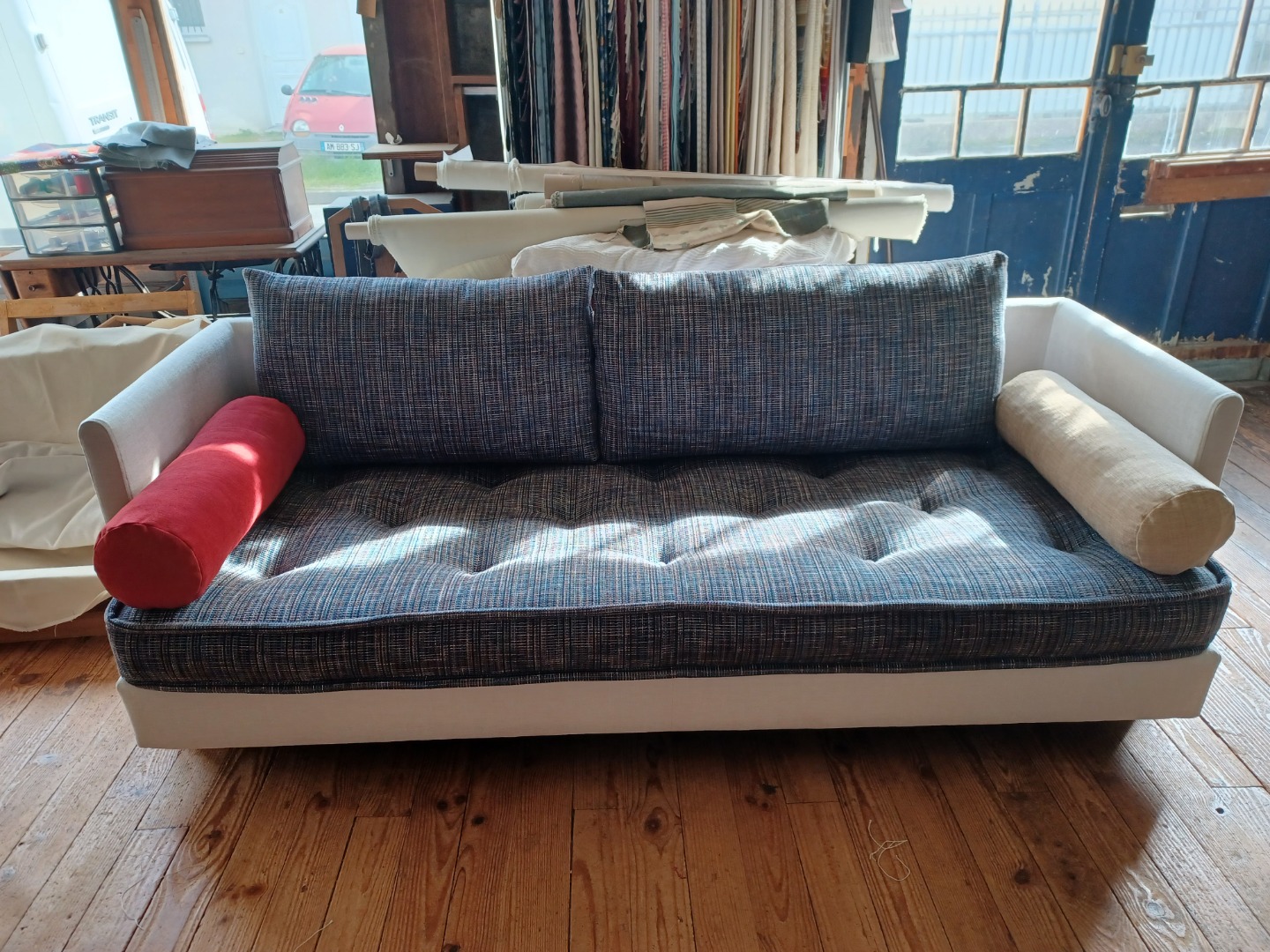 Rénovation d’un canapé contemporain à Cestas