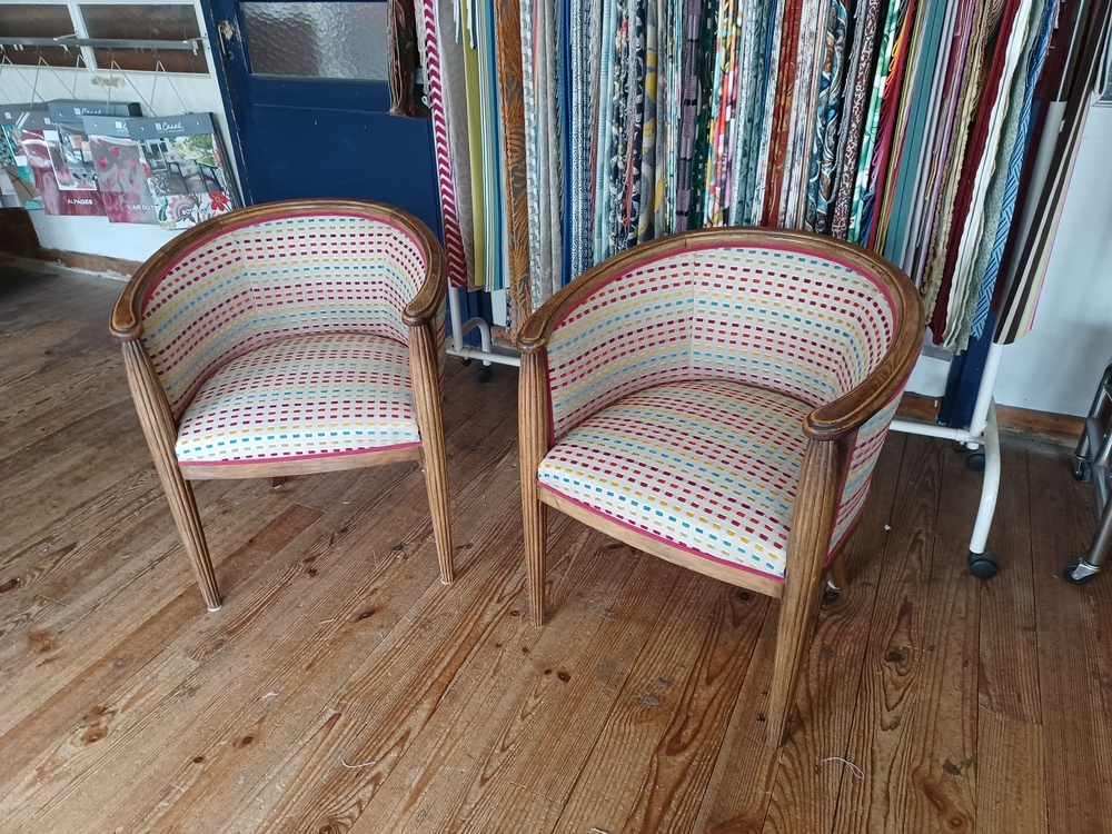 Restauration de fauteuils années 50 à Gradignan