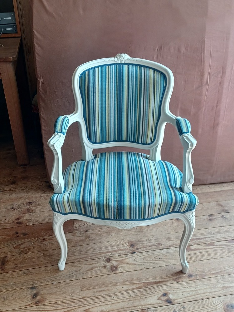 Tapissier Décorateur à Talence – Après restauration et confection sur mesure